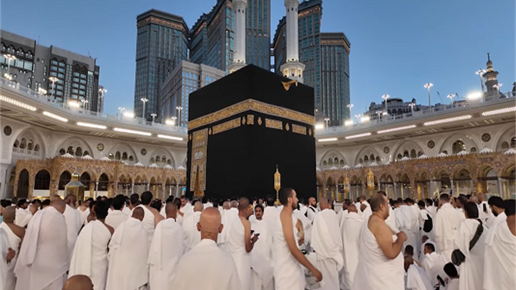 Hac ön kayıt ve kayıt yenileme işlemleri devam ediyor